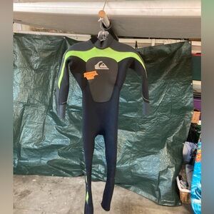 Quicksilver Hydroshield  Youth Full Wetsuit sz12